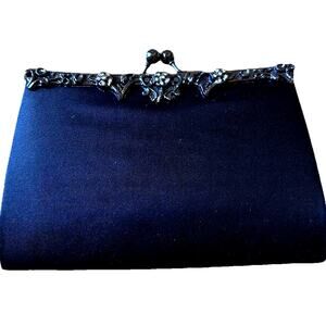 Jessica McClintock Black SatinPurse Chain Shoulder Strap KissLock Clutch Bag